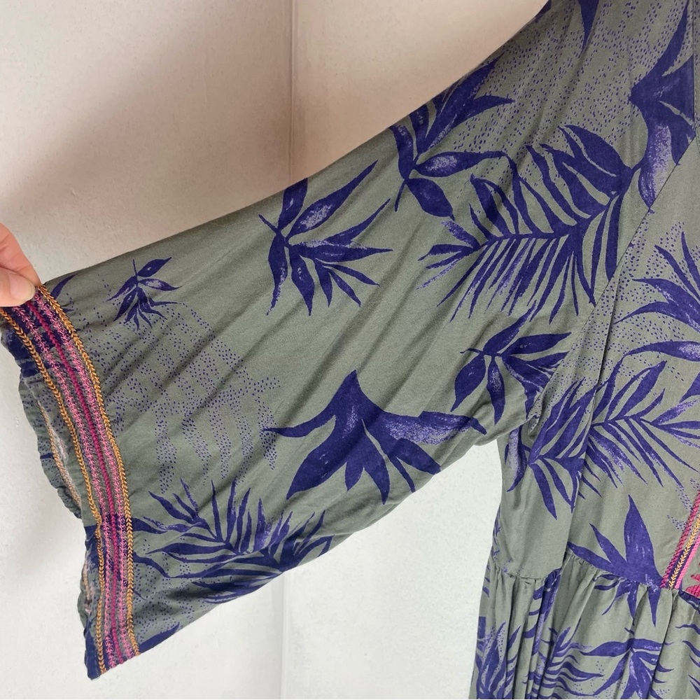 Tropical Roxy Dress - Picture 6 of 8
